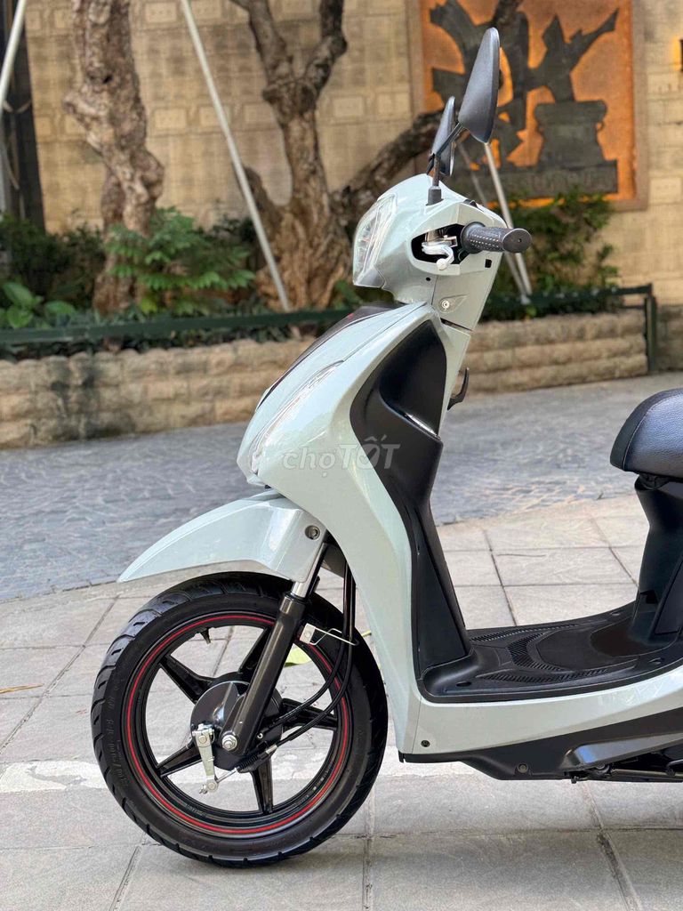 Kymco Hermosa 50cc 2024 цементный серый 5000 км