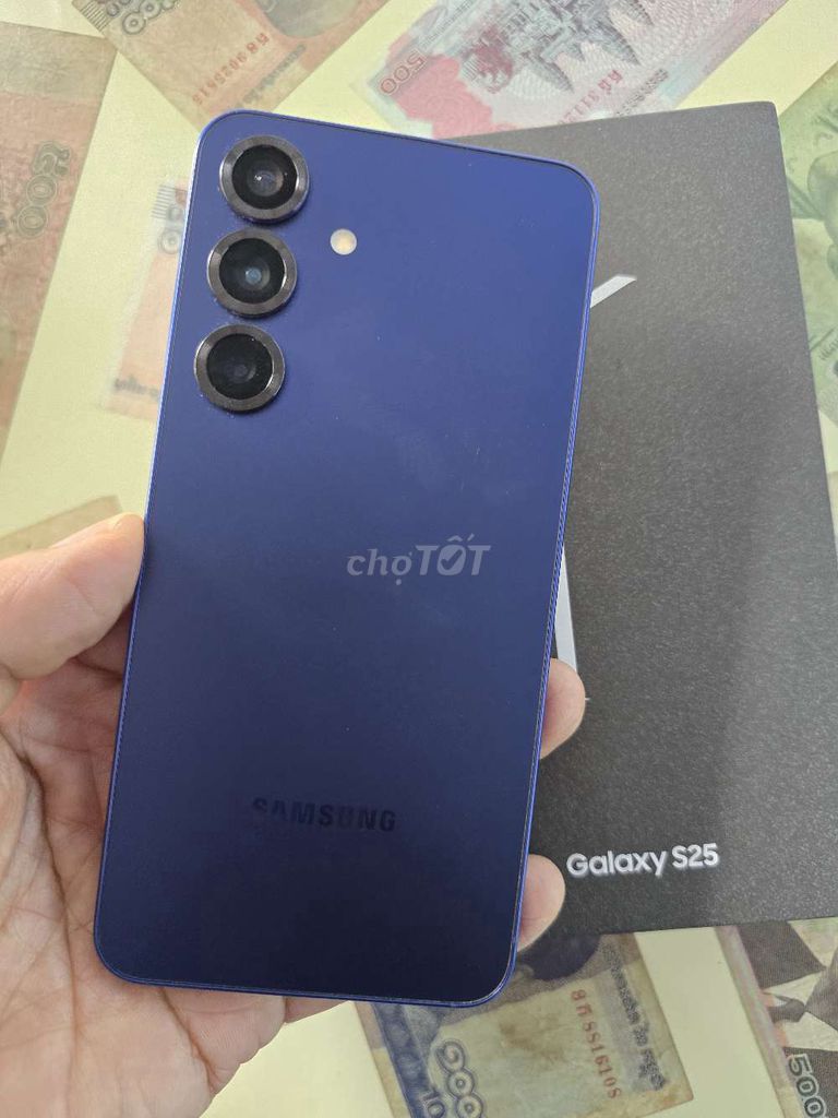 Samsung Galaxy S25 512GB SSVN Zin keng. Mua bán Điện thoại tại Thành phố Buôn Ma Thuột Đắk Lắk được đăng bởi Lê Nguyễn SmartPhones hình 1