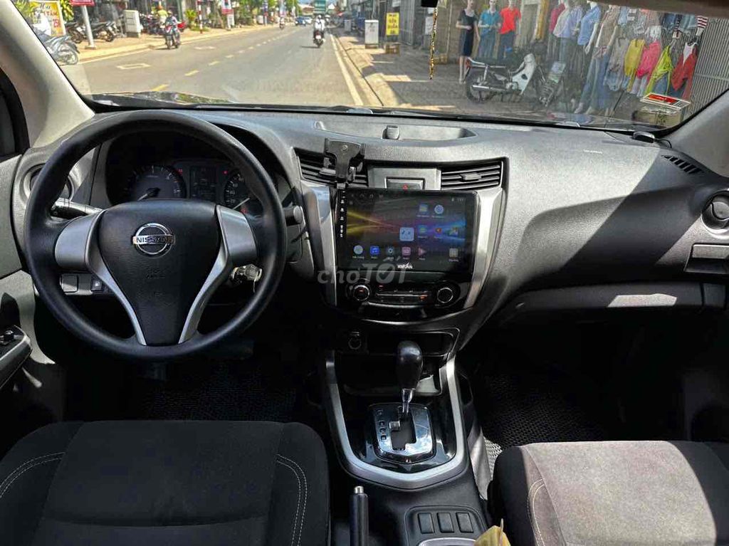 Nissan Navara 2017 Số tự động AT xe zin đẹp keng. Mua bán Ô tô tại Thành phố Long Khánh Đồng Nai được đăng bởi Cửa Hàng Xe Máy Thái Phong hình 7