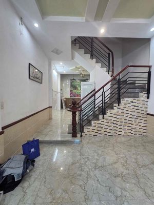 Аренда · 6 комн. · 56 м² · Quận Gò Vấp, ул. Đường Lê Đức Thọ