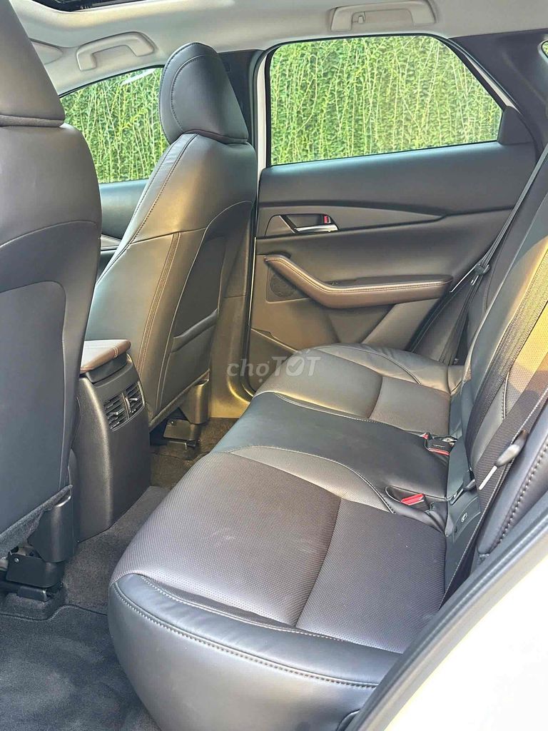Mazda CX-30 Premium 2.0AT sx 2024 siêu lướt. Mua bán Ô tô tại Quận Cầu Giấy Hà Nội được đăng bởi Cao Quý hình 17