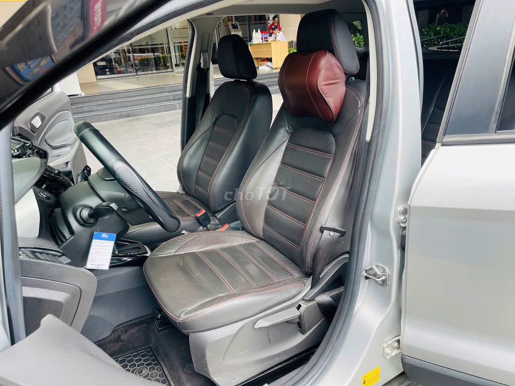 Ford EcoSport Black Edition 2017 - 65000 km. Mua bán Ô tô tại Quận Gò Vấp Tp Hồ Chí Minh được đăng bởi Trần Hoàng Long hình 5