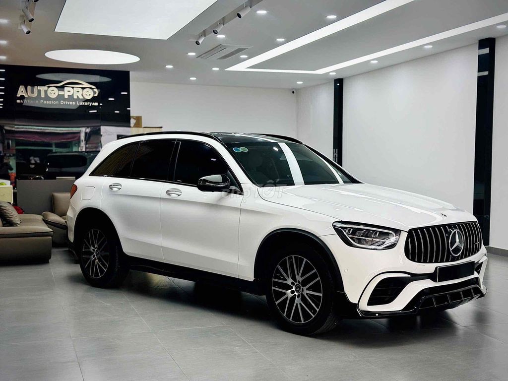 Mercedes GLC200 4Matic 2022 V1. Mua bán Ô tô tại Quận 7 Tp Hồ Chí Minh được đăng bởi Hoàng Anh Tuấn hình 2
