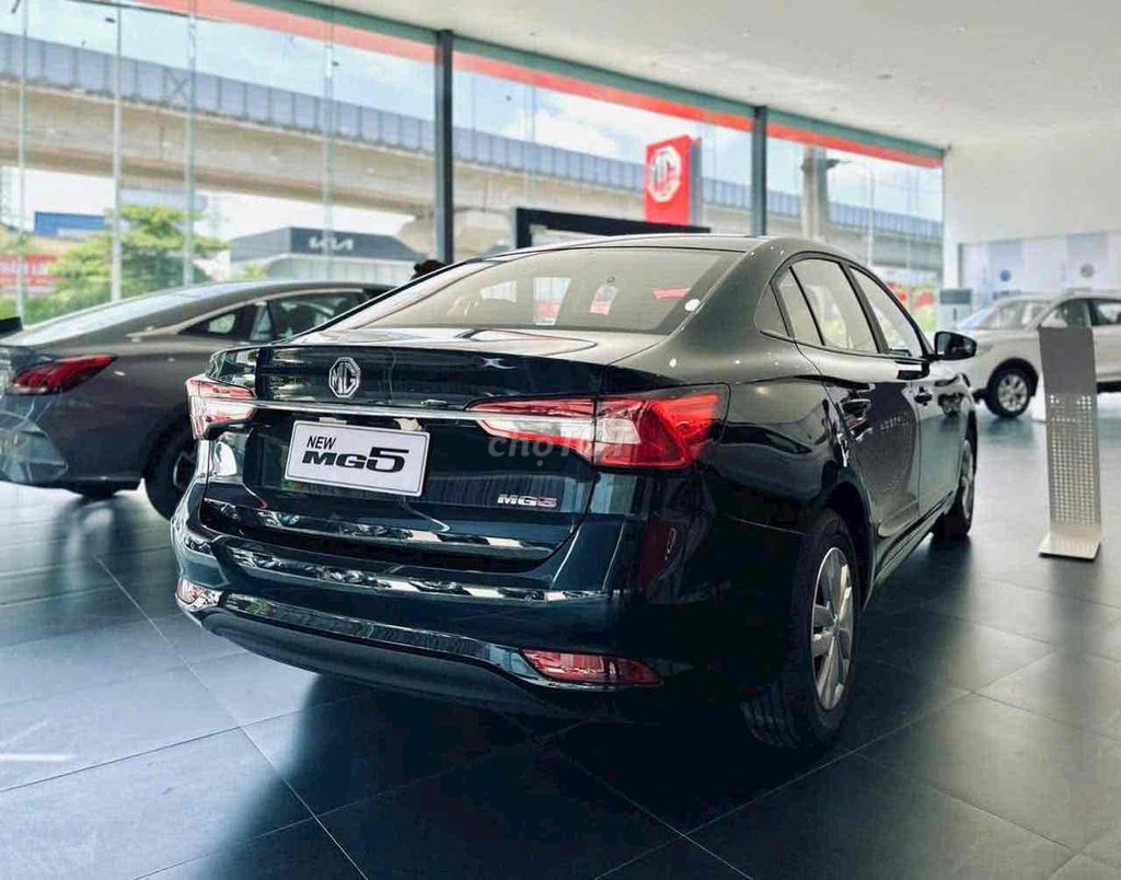 MG5 mt kiểu dáng sedan hạng C trả trước chỉ 80tr. Mua bán Ô tô tại Quận 6 Tp Hồ Chí Minh được đăng bởi Thanh Tâm MG KDV hình 2