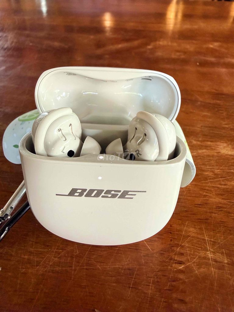 Tai nghe Bose QC Ultra Gen 2 Trắng Chống ồn. Mua bán Tivi, Âm thanh tại Thành phố Vũng Tàu Bà Rịa - Vũng Tàu được đăng bởi tuấn hình 1