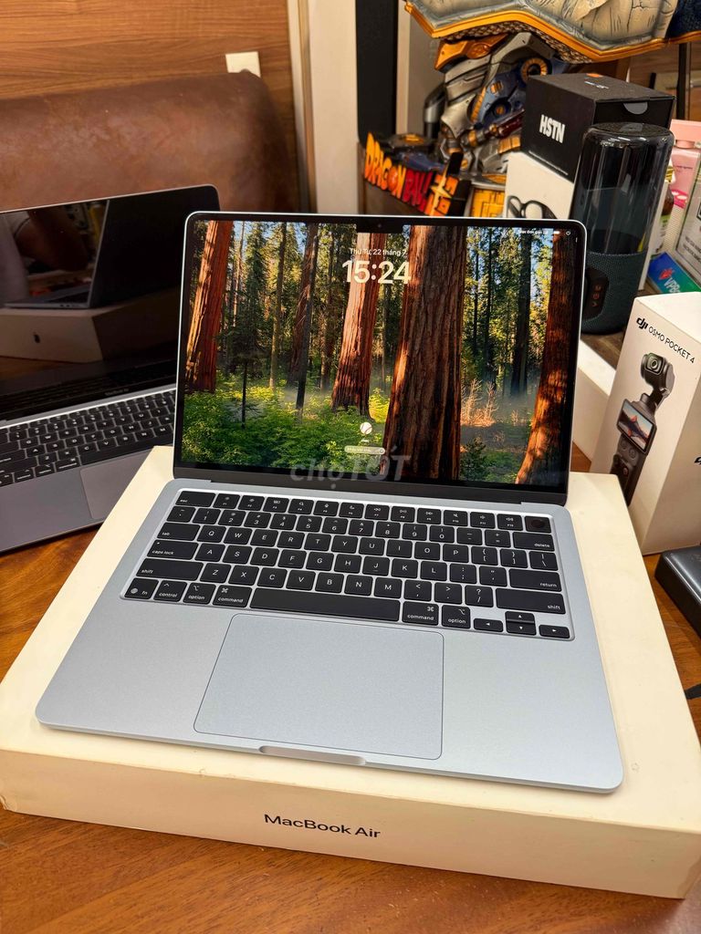 Macbook Air M4 16GB 256GB Hàng TGDD  bh 7/2027. Mua bán Laptop tại Thành phố Thủ Dầu Một Bình Dương được đăng bởi ĐĂNG KHOA SERVICE CENTER hình 1