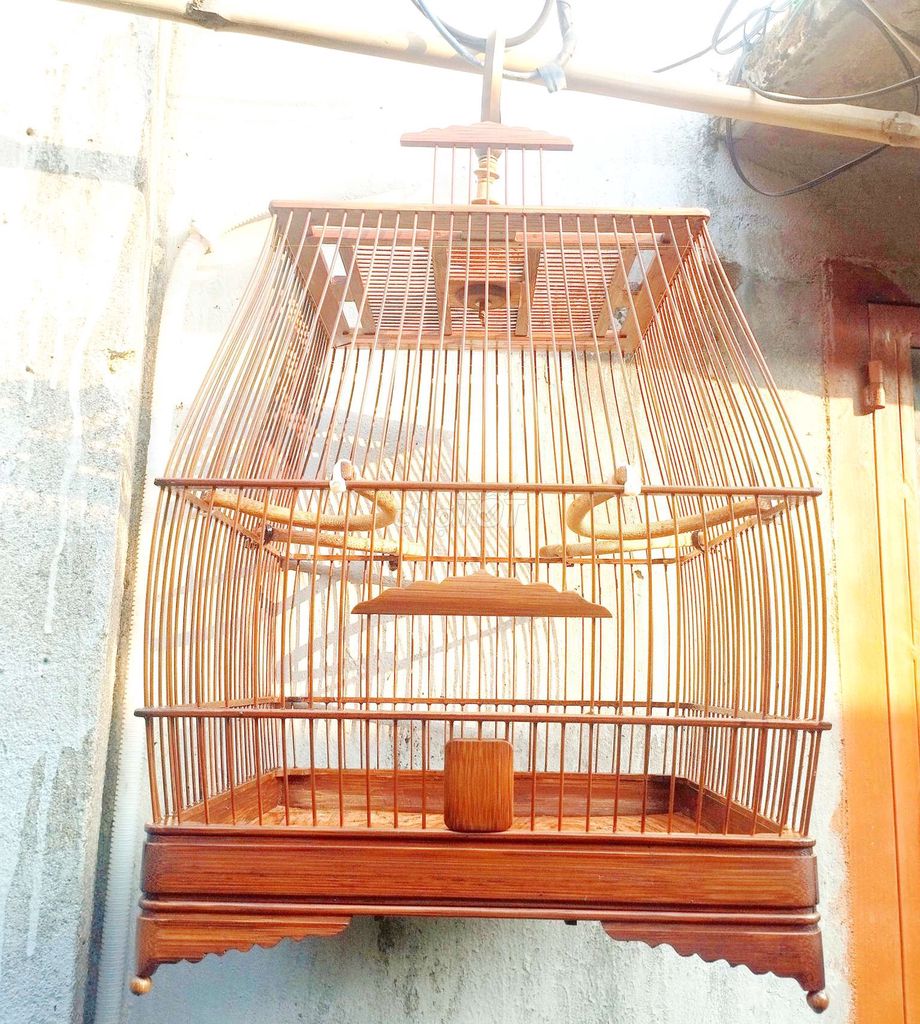 Lồng chim gỗ màu nâu. Mua bán Phụ kiện, Thức ăn, Dịch vụ tại Thành phố Biên Hòa Đồng Nai được đăng bởi bon bon hình 1