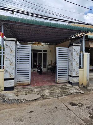 Bán căn nhà cấp 4 ở gần Cầu Vượt Củ Chi 💥DT : 112m2 SHR giá chốt 870tr