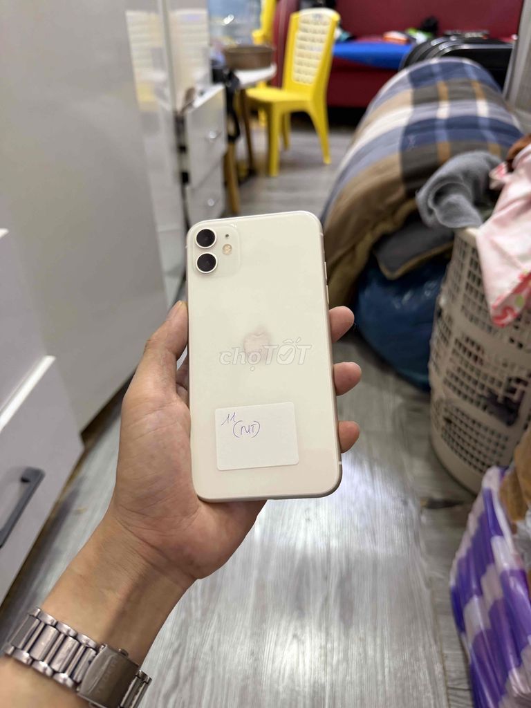 Apple iPhone 11 Trắng đẹp. Mua bán Điện thoại tại Quận Hải Châu Đà Nẵng được đăng bởi Hoàng Táo 273 Nguyễn Hoàng Đà Nẵng hình 1