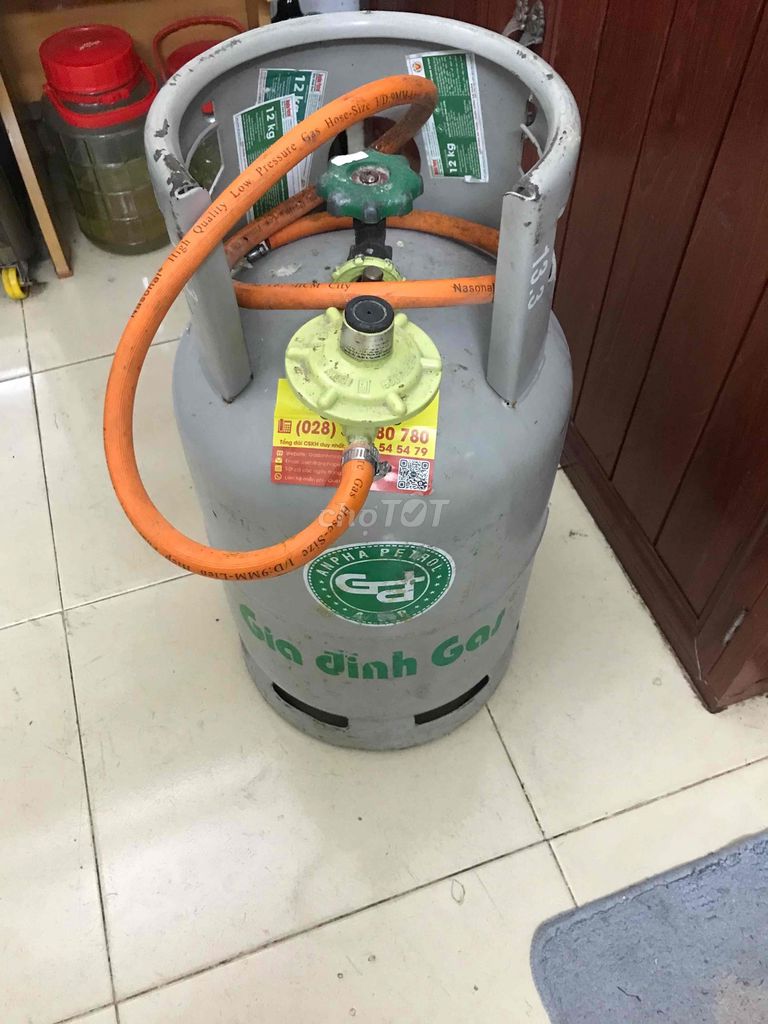 Bình gas Anpha Petrol 12kg Xám. Mua bán Nội thất, đồ gia dụng khác tại Quận Tân Phú Tp Hồ Chí Minh được đăng bởi Huy Thiện hình 1