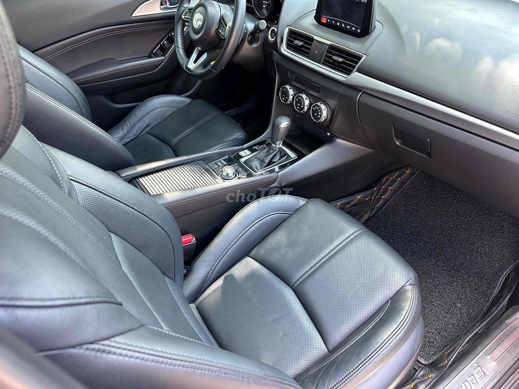 Mazda 3 2019 Sport 1.5L Luxury - 53000 km. Mua bán Ô tô tại Quận Nam Từ Liêm Hà Nội được đăng bởi A Phương hình 12