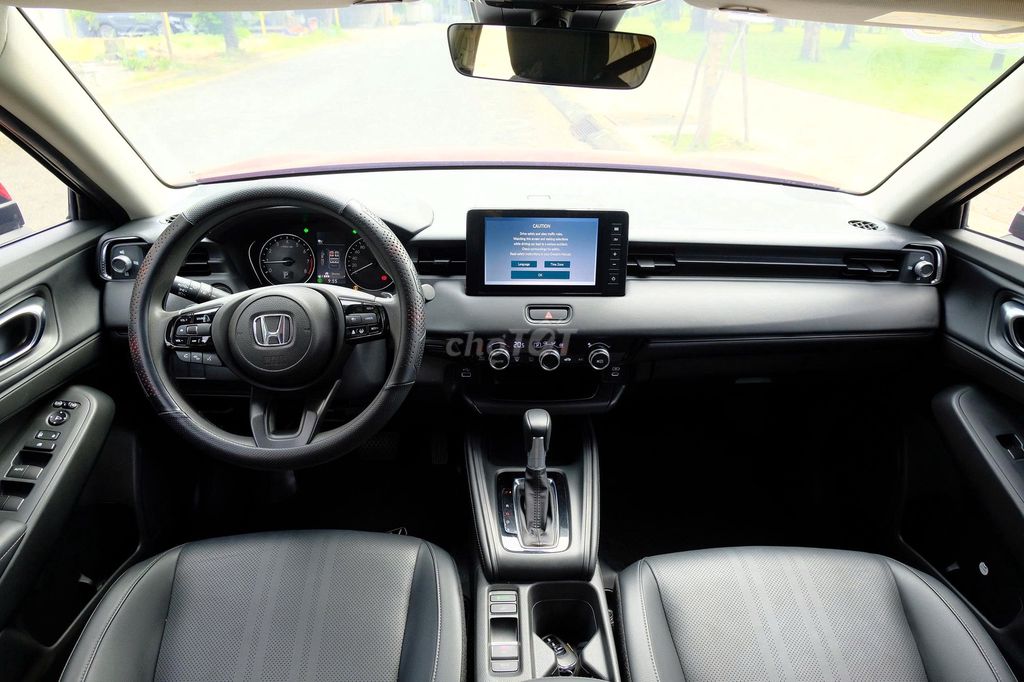 Honda HR-V 2025  - 16000 km. Mua bán Ô tô tại Quận 7 Tp Hồ Chí Minh được đăng bởi HỒ TẤN ANH hình 8