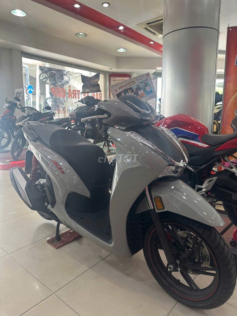 Honda SH 350i Thể Thao - Giao xe miễn phí tận nhà. Mua bán Xe máy tại Quận Bình Thạnh Tp Hồ Chí Minh được đăng bởi Head Phát Tiến hình 1