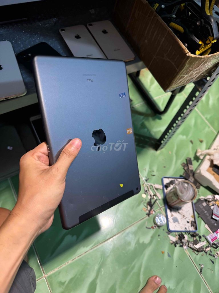 Apple iPad Gen 7 Xám. Mua bán Máy tính bảng tại Quận Tân Bình Tp Hồ Chí Minh được đăng bởi như ý hình 1