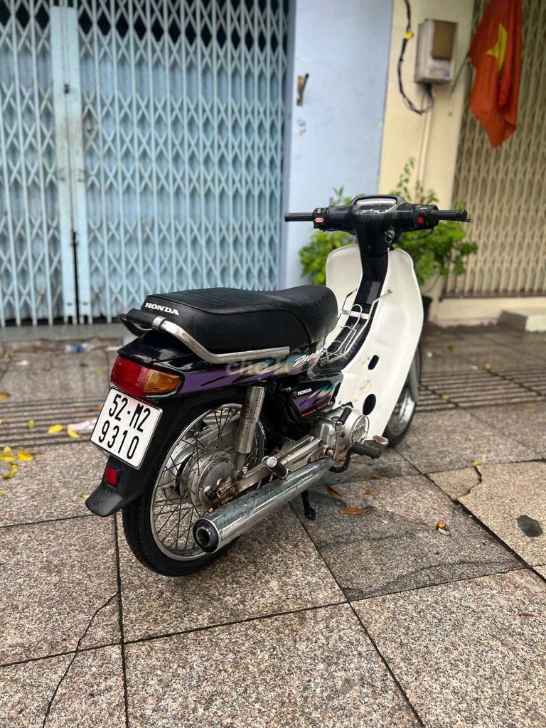 Honda dream 1995 mới 80% biển số thành phố. Mua bán Xe máy tại Quận Tân Phú Tp Hồ Chí Minh được đăng bởi Tuanduy hình 5