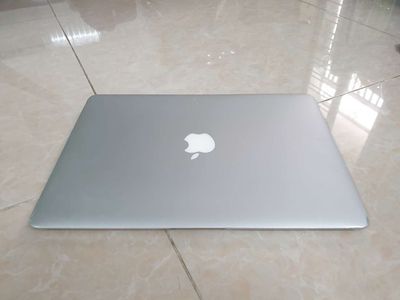 Macbook air 2010 13 inch MC508 làm VP loa hay