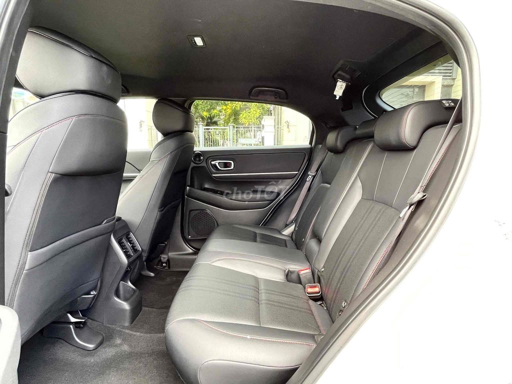 Honda HR-V RS sx 2022 siêu lướt màu trắng. Mua bán Ô tô tại Quận Cầu Giấy Hà Nội được đăng bởi Cao Quý hình 15