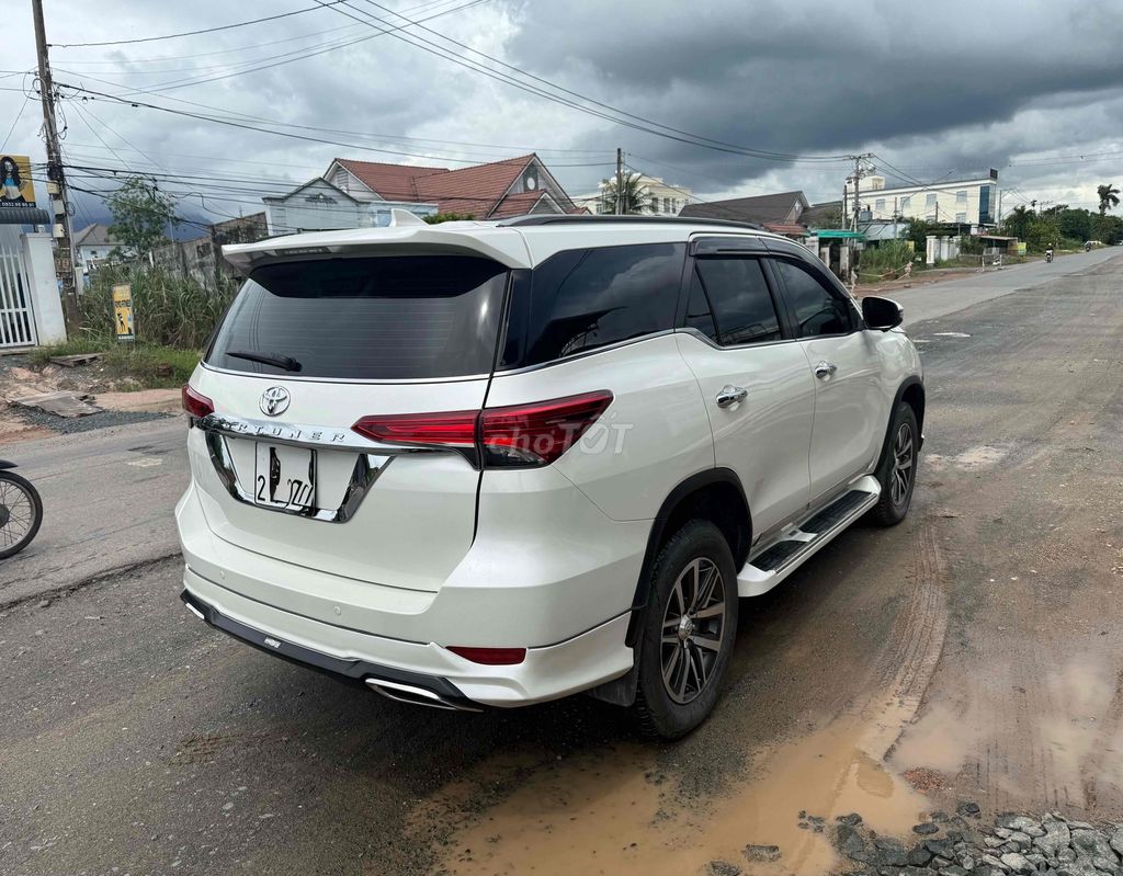 Toyota Fortuner 2018 2.8V 4x4 AT - 90000 km. Mua bán Ô tô tại Quận 12 Tp Hồ Chí Minh được đăng bởi Văn Bình hình 5