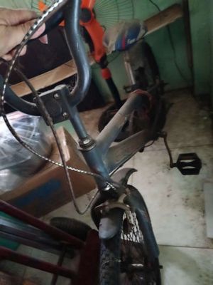 Bán xe đạp trẻ em màu xám đã qua sử dụng. Mua bán Xe đạp tại Huyện Cần Giuộc Long An được đăng bởi C hien