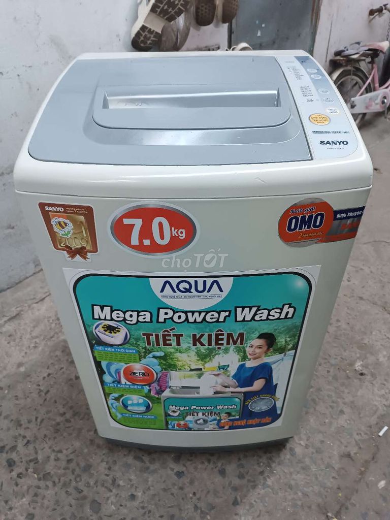 Máy giặt Sanyo 7kg cửa trên đã dùng. Mua bán Máy giặt tại Quận 7 Tp Hồ Chí Minh được đăng bởi Loan Tran hình 1