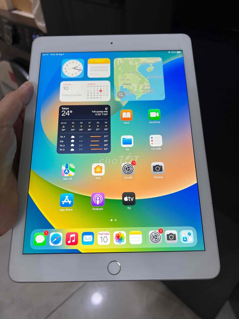 Apple iPad Gen 5 Wifi 4G 128GB Trắng. Mua bán Máy tính bảng tại Quận 8 Tp Hồ Chí Minh được đăng bởi Trung Nguyễn hình 1