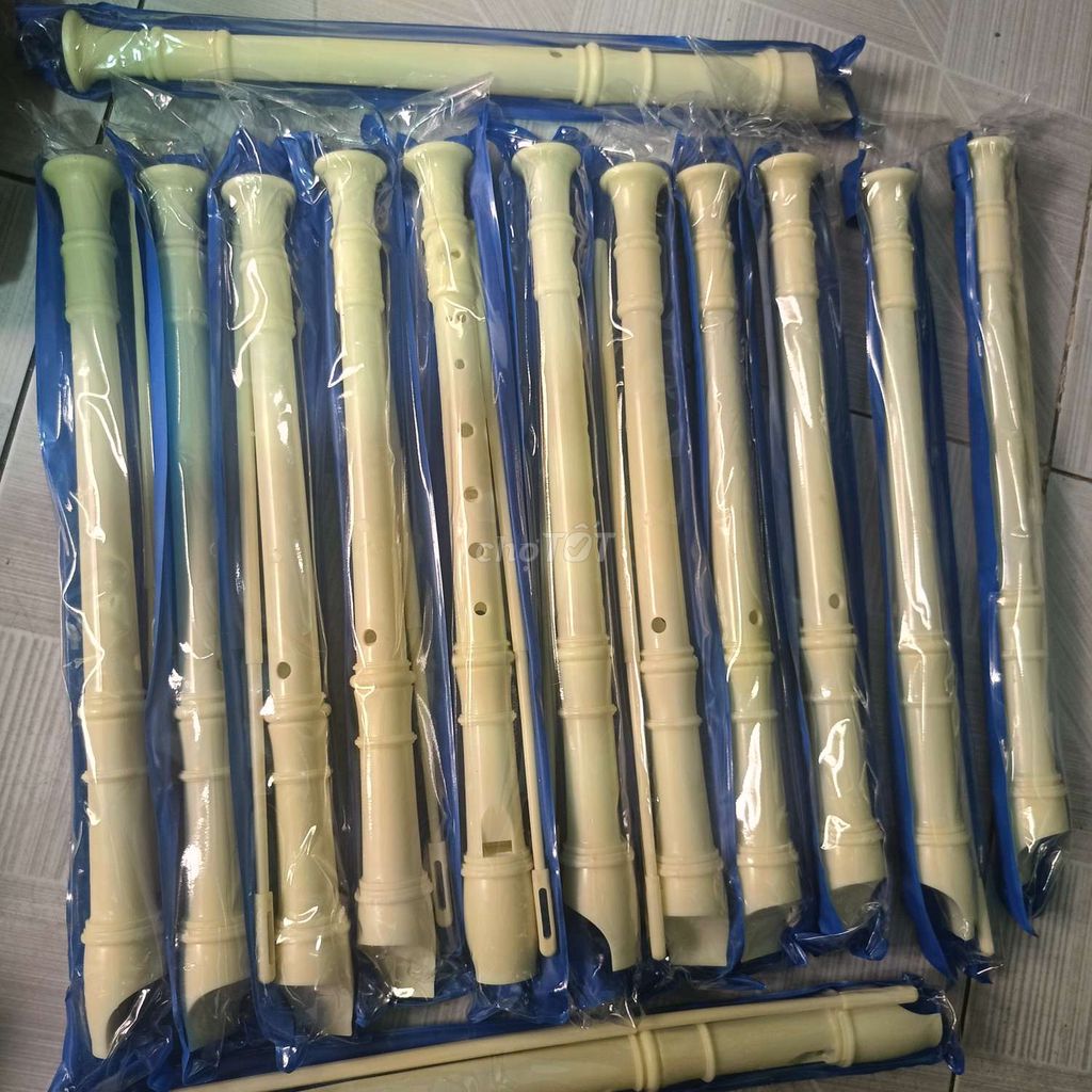 Sáo recorder nhựa màu trắng