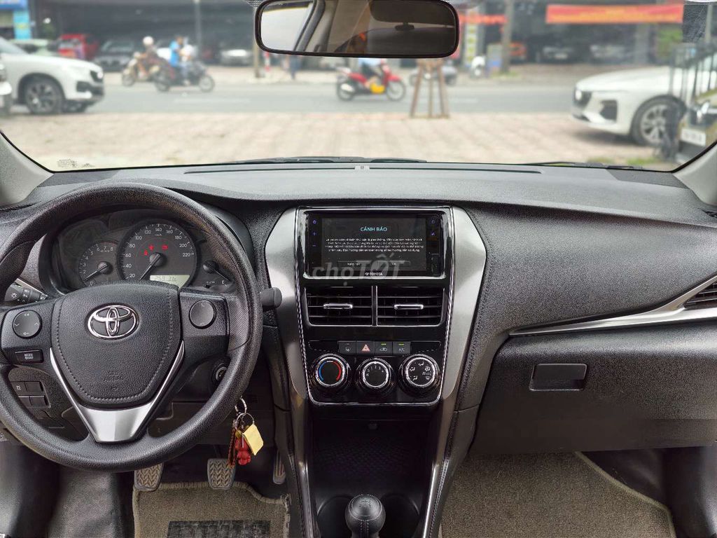TOYOTA VIOS 2024 SỐ SÀN màu vàng cát. Mua bán Ô tô tại Quận Long Biên Hà Nội được đăng bởi BON AUTO hình 12