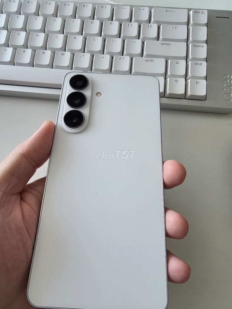 Samsung Galaxy S26 plus 512GB ssvn active 4 ngày. Mua bán Điện thoại tại Quận 7 Tp Hồ Chí Minh được đăng bởi Khoa hình 1