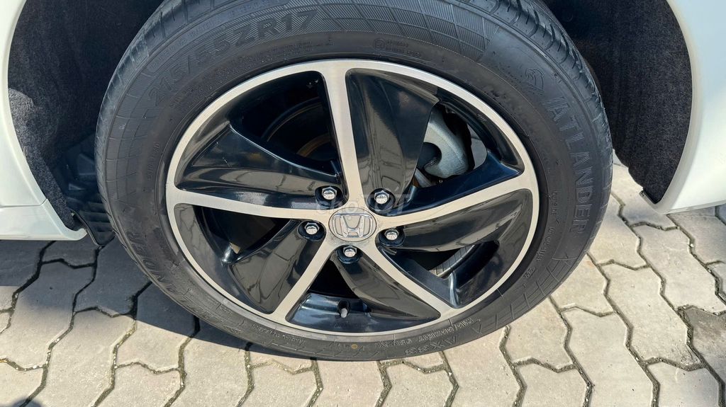 HONDA HRV-L  SX 2019  🚗 Odo : 65.000 Km. Mua bán Ô tô tại Quận Tân Bình Tp Hồ Chí Minh được đăng bởi Hiền Nguyễn hình 8