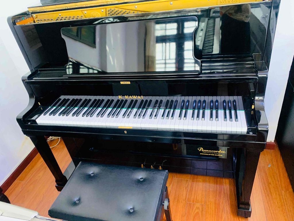 piano cơ kawai k48