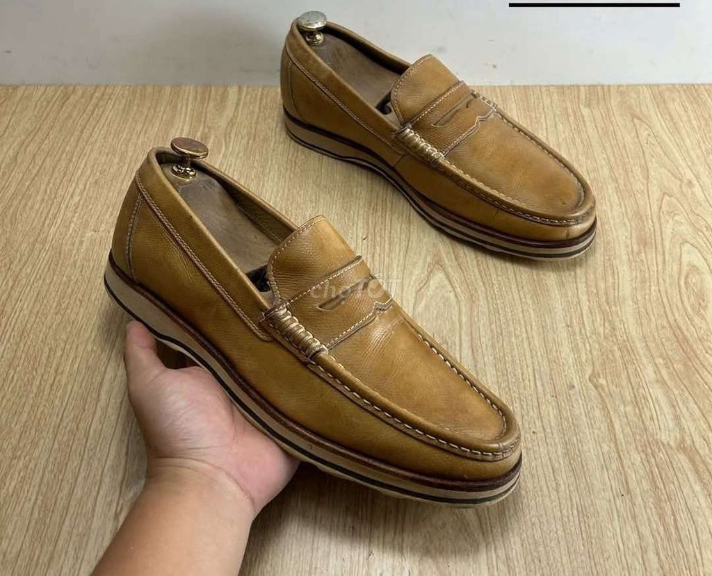 Giày lười nam Da Nâu  vibram 40.5. chính hãng . Mua bán Giày dép tại Quận 1 Tp Hồ Chí Minh được đăng bởi Đồ Seconhand Vintage hình 1
