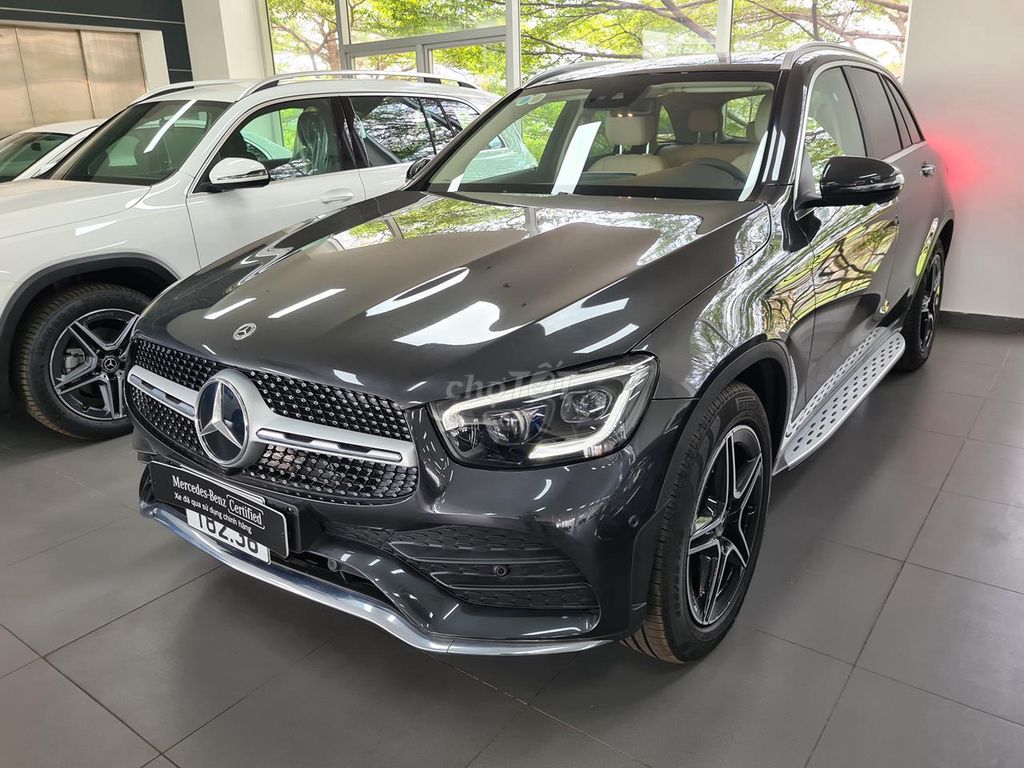 Mercedes GLC300 AMG 2022 Xám/Kem cực ngầu. Mua bán Ô tô tại Quận 7 Tp Hồ Chí Minh được đăng bởi Tri Mercedes DNZ hình 2