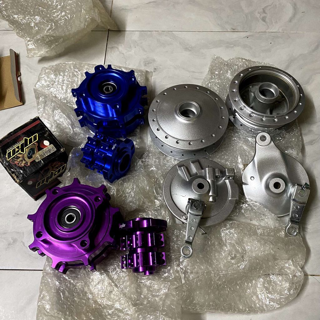 thanh lý nhiều món đồ chơi xe máy mới 100%. Mua bán Phụ tùng xe tại Quận 10 Tp Hồ Chí Minh được đăng bởi nguyễn thịnh hình 15