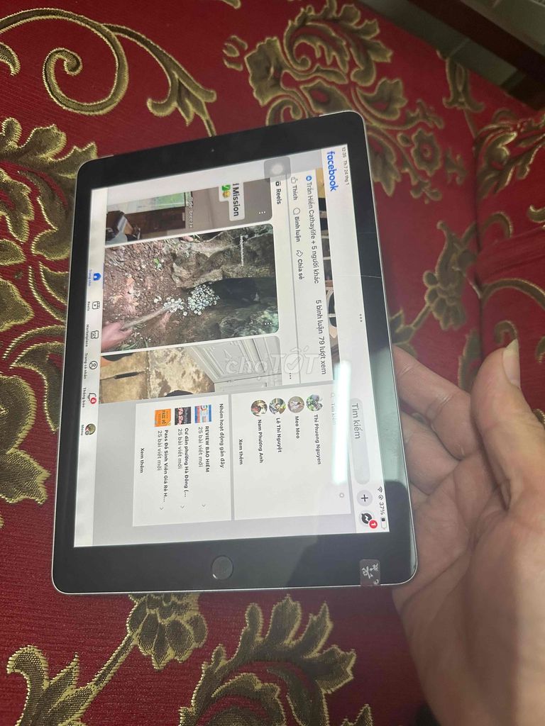 Apple iPad (thế hệ 6)  sim 5g  nguyên tem. Mua bán Máy tính bảng tại Quận Hà Đông Hà Nội được đăng bởi chị hoa  hình 1