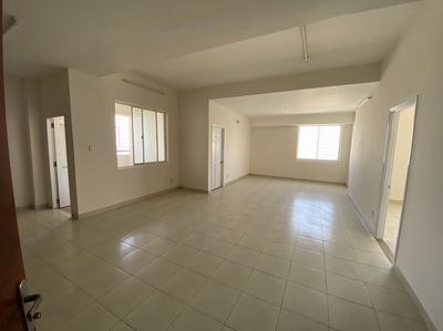 Cho thuê PHÚ MỸ THUẬN 2pn 2wc 95m2. Giá thuê: 6 triệu