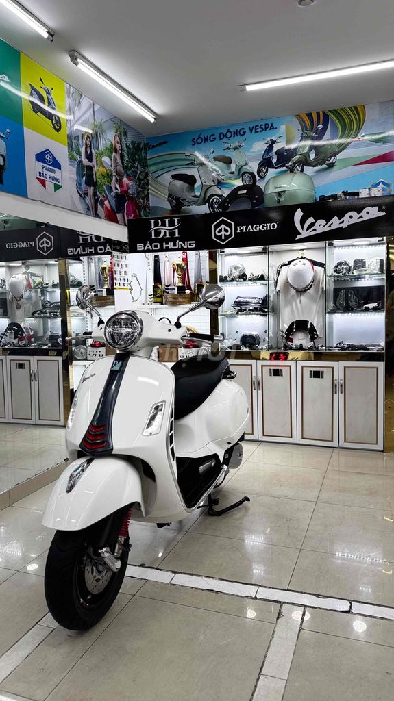 Vespa Gts 150 Mẫu mới đăng ký 2023 chính chủ. Mua bán Xe máy tại Quận Phú Nhuận Tp Hồ Chí Minh được đăng bởi VESPA  PIAGGIO BẢO HƯNG Vespa cũ trả góp  hình 8