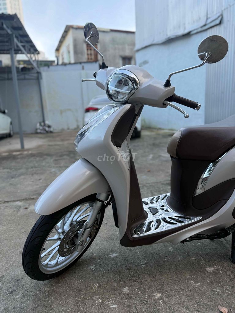 SH Mode 2021 Kem ABS xe đẹp 2 gương 2 khoá. Mua bán Xe máy tại Quận Thanh Khê Đà Nẵng được đăng bởi Long hình 5