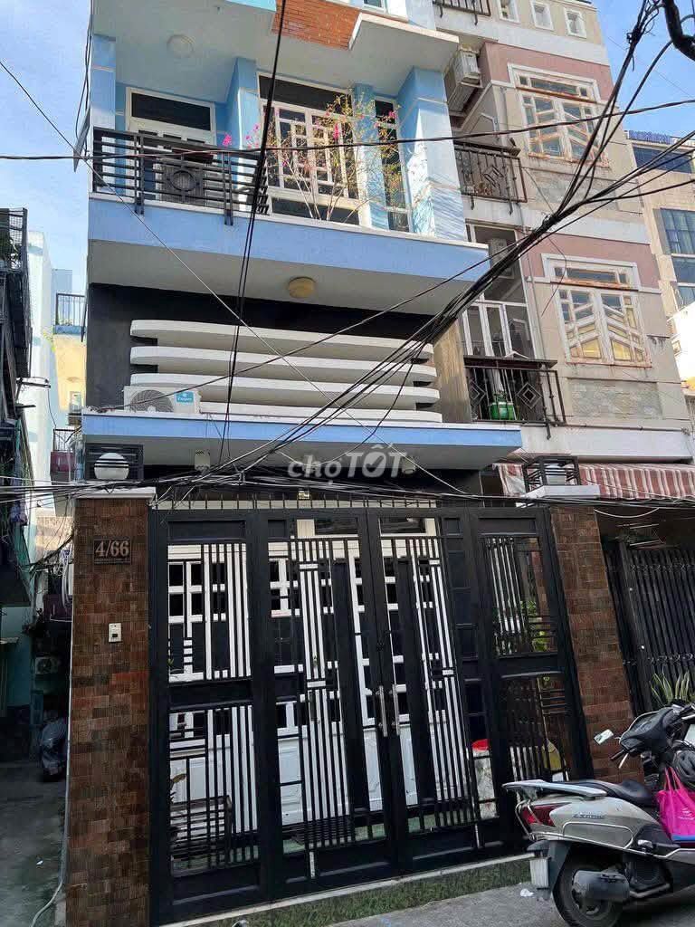 Аренда · 4 комн. · 65 м² · Quận 1, ул. Đường Trần Khắc Chân
