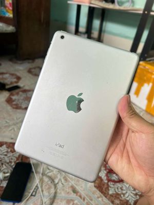 Mini 1, 16g, zin pin tốt, 590k. Mua bán Máy tính bảng tại Thành phố Thủ Dầu Một Bình Dương được đăng bởi Phước Mobile