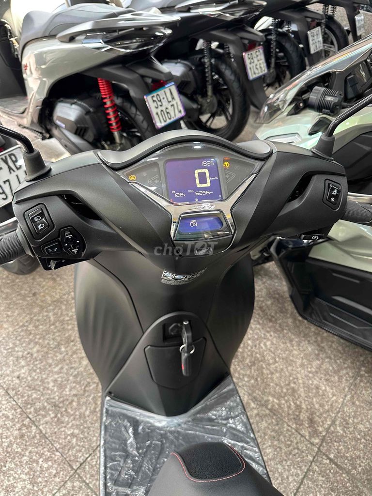 Honda SH 125i ABS 2024 Đen Nhám Bao Sang Tên. Mua bán Xe máy tại Quận Phú Nhuận Tp Hồ Chí Minh được đăng bởi Ngô Hà hình 3