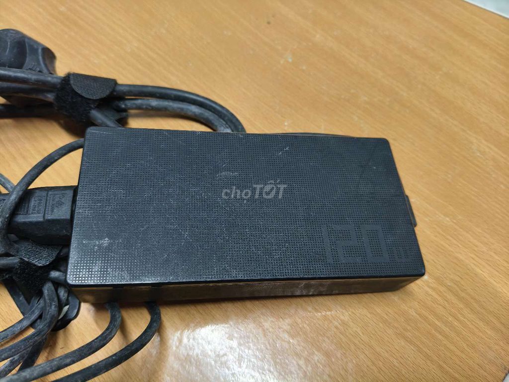 Sạc laptop ASUS 120W zin theo máy.. Mua bán Phụ kiện (Màn hình, Chuột...) tại Thành phố Thủ Đức Tp Hồ Chí Minh được đăng bởi Nguyễn Tấn Phát hình 1