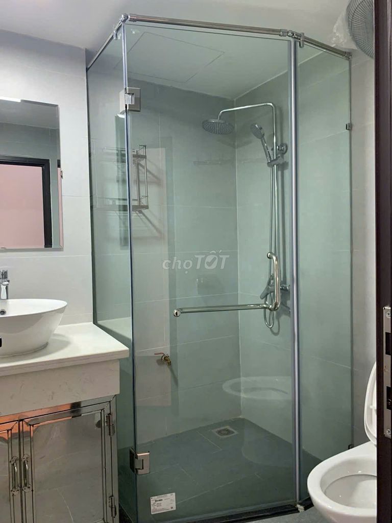 Cho thuê nhà mới tinh Hồ Tùng Mâu: 45m2, 5 tầng, 15tr