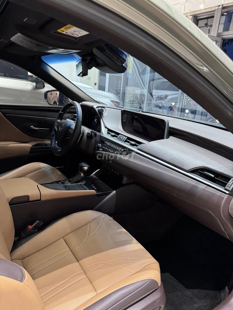 Lexus ES 250 model 2021 màu hiếm. Mua bán Ô tô tại Quận Gò Vấp Tp Hồ Chí Minh được đăng bởi Sĩ Minh hình 9