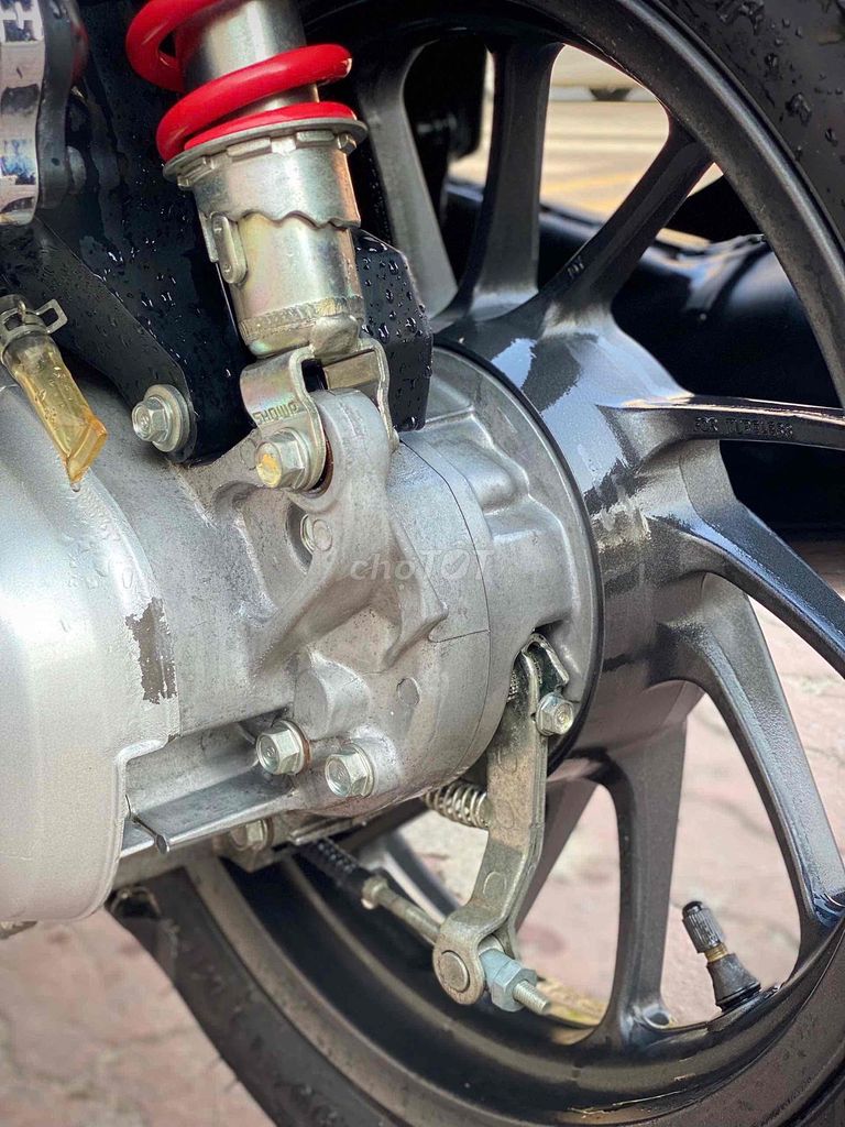 Honda SH mode 2023 ABS 5000km Bạc. Mua bán Xe máy tại Thành phố Thuận An Bình Dương được đăng bởi Cửa  Hàng xe máy An Lộc  hình 4