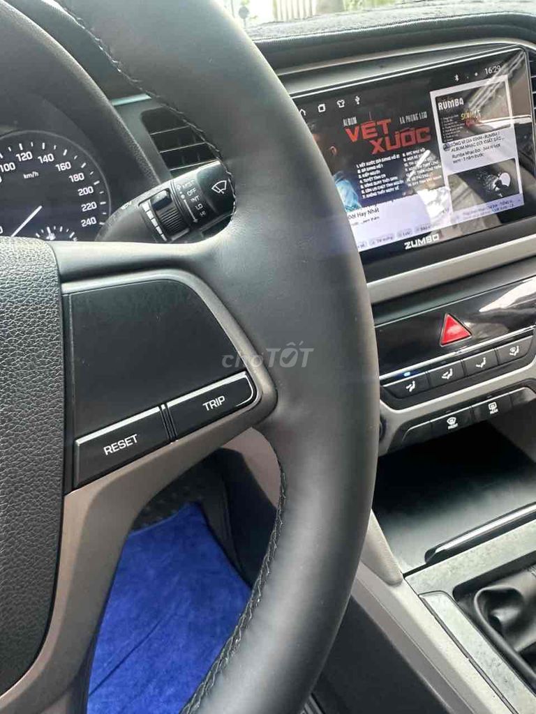 Hyundai Elantra 2016 1.6 MT. Mua bán Ô tô tại Thị xã Hương Trà Thừa Thiên Huế được đăng bởi Diễm Quỳnh hình 14