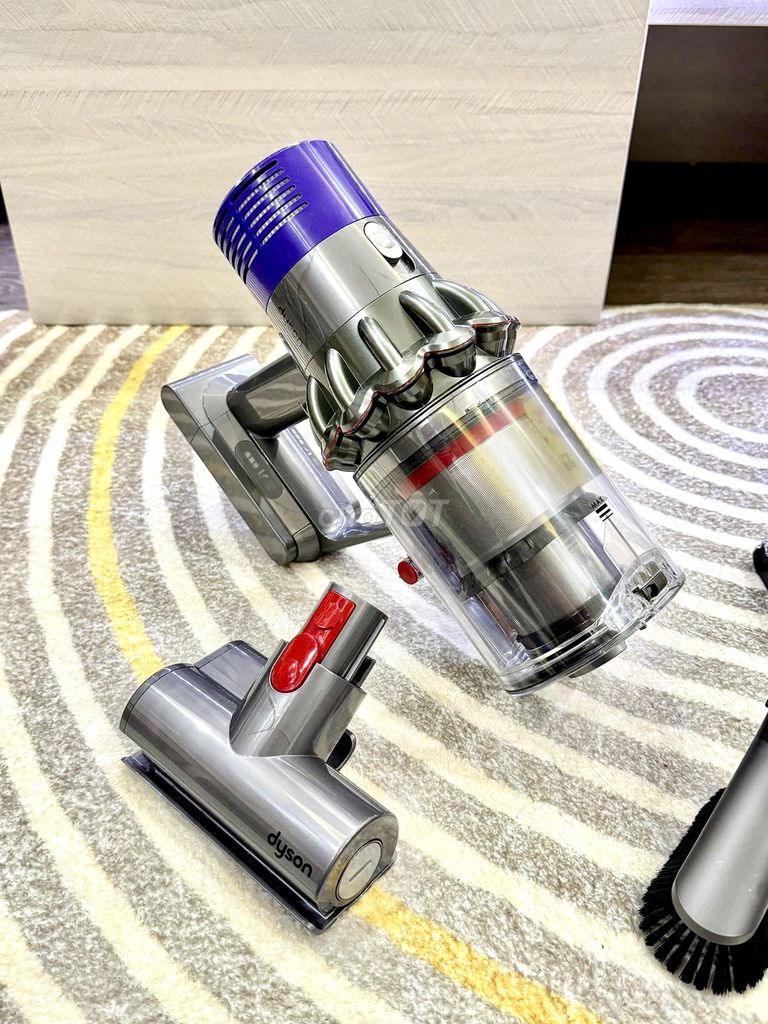 Hút bụi dyson v10-v11