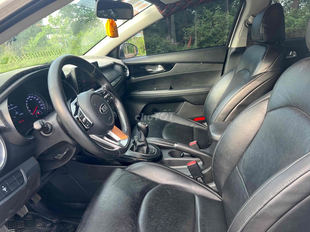 Kia Cerato 2019 1.6 MT - 71241 km. Mua bán Ô tô tại Huyện Hòa Vang Đà Nẵng được đăng bởi TRƯỜNG XUÂN hình 8