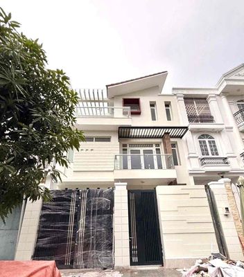 📣 Biệt thự mới toanh (8x20m) 3 lầu 5PN phù hợp Ở + VP