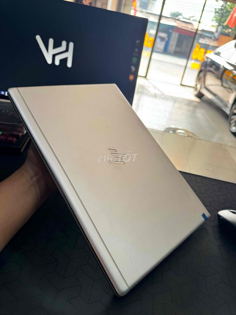 HP Elitebook 840 G5 i5 8GB Bạc. Mua bán Laptop tại Thành phố Biên Hòa Đồng Nai được đăng bởi Linh Nguyễn hình 1