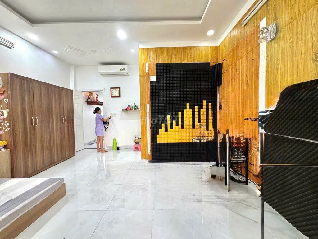 Продается дом в переулке Чан Сюань Соан 861